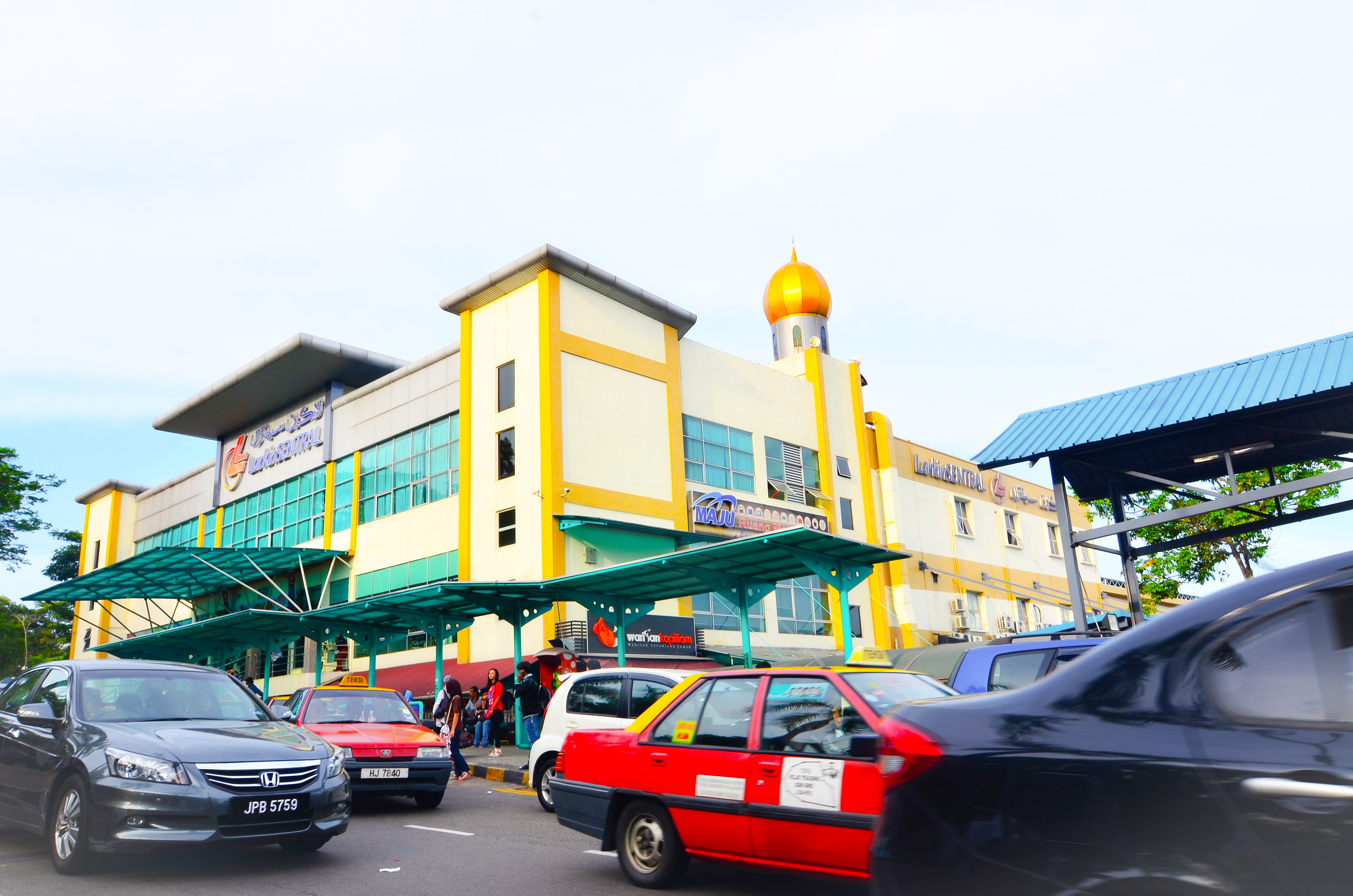 Masjid An-Nur Larkin Sentral